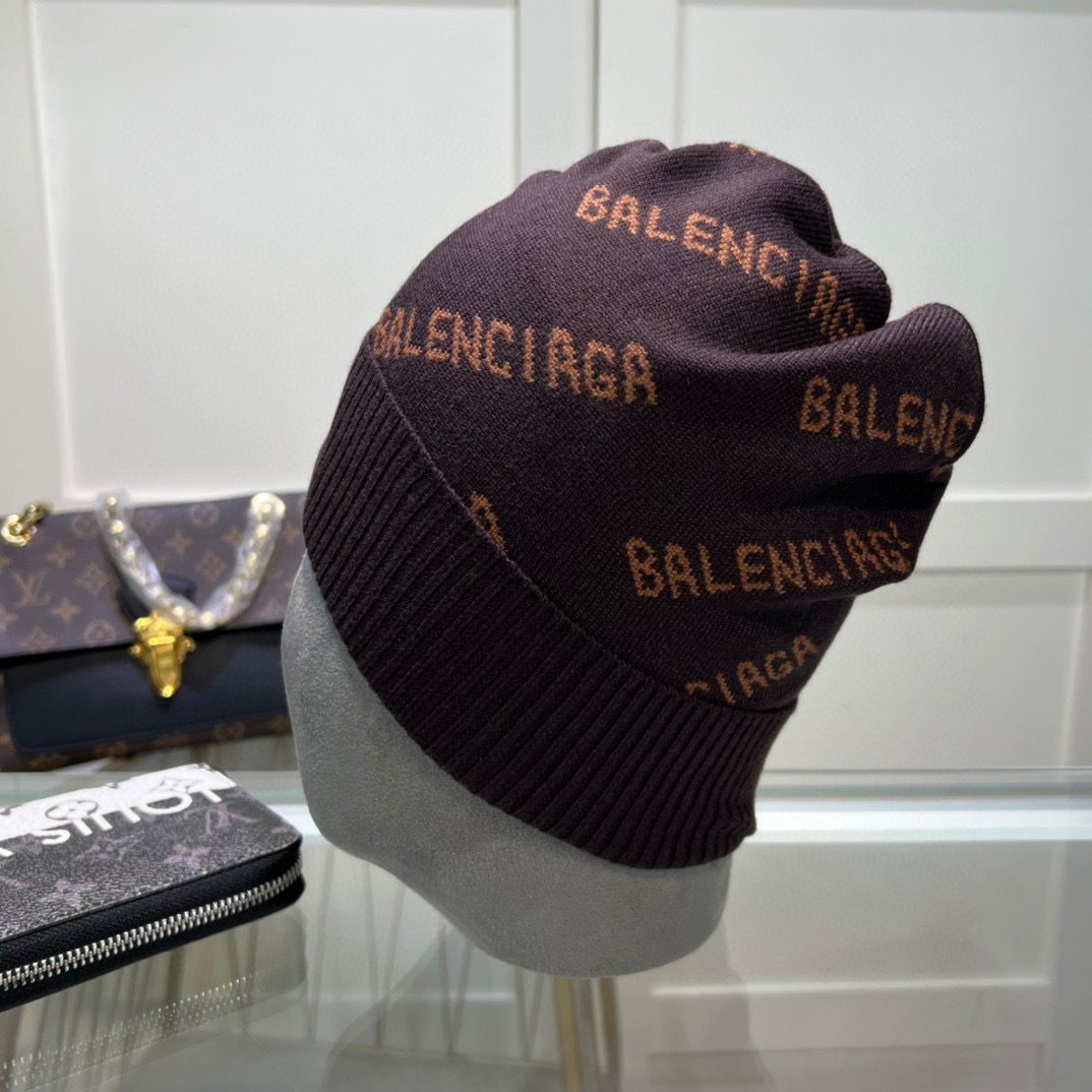 BALENCIAGA Logomania Cotton Knitted Hat  MX1216