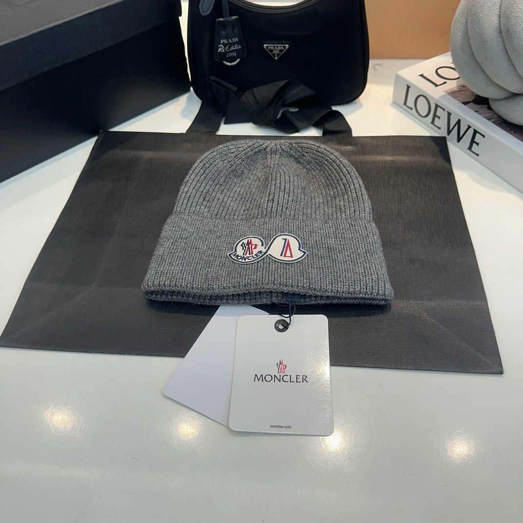 MONCLER Double Logo Cotton Warm Plain Knitted Hat MX1359