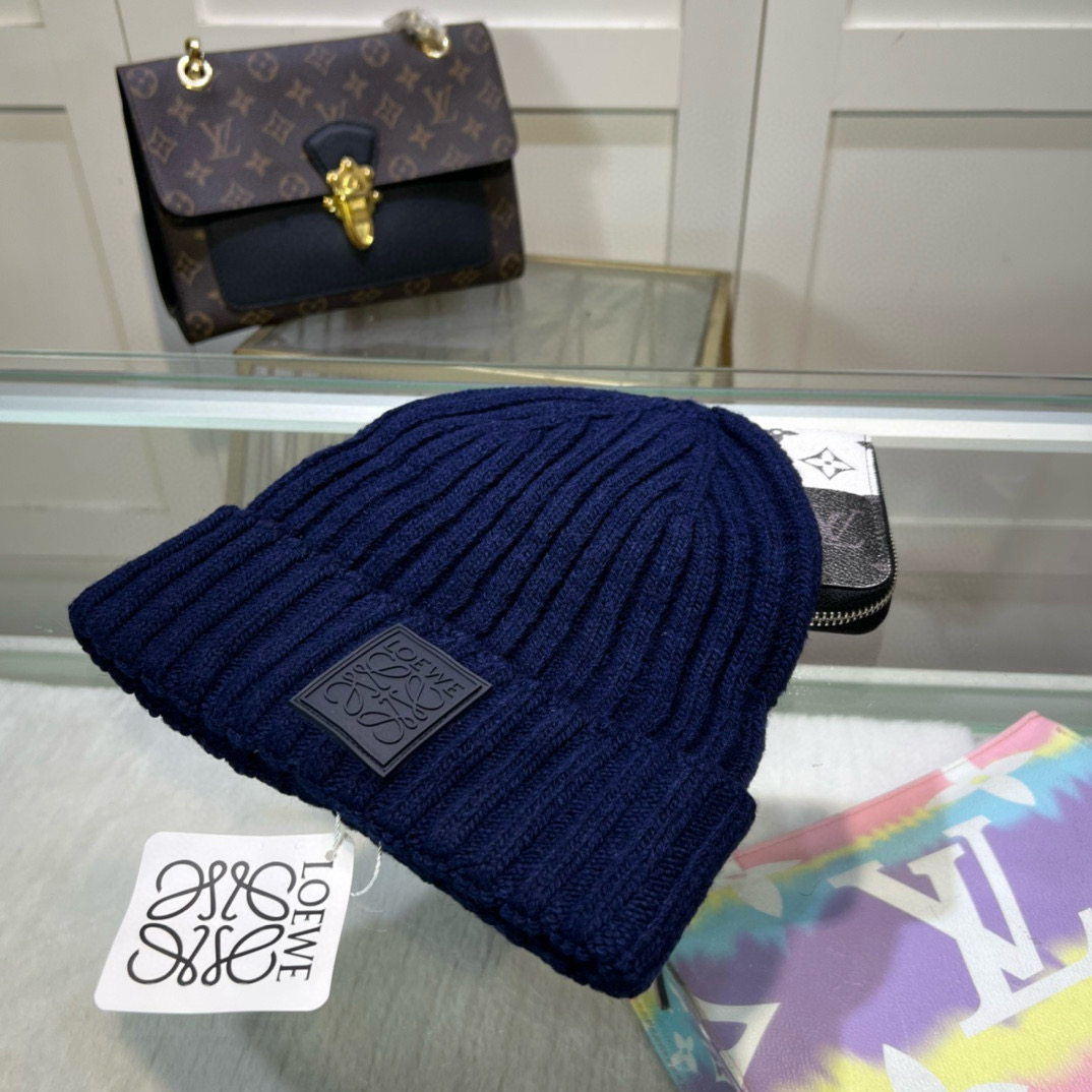 LOEWE Logo Patch Cotton Knitted Hat MX1375