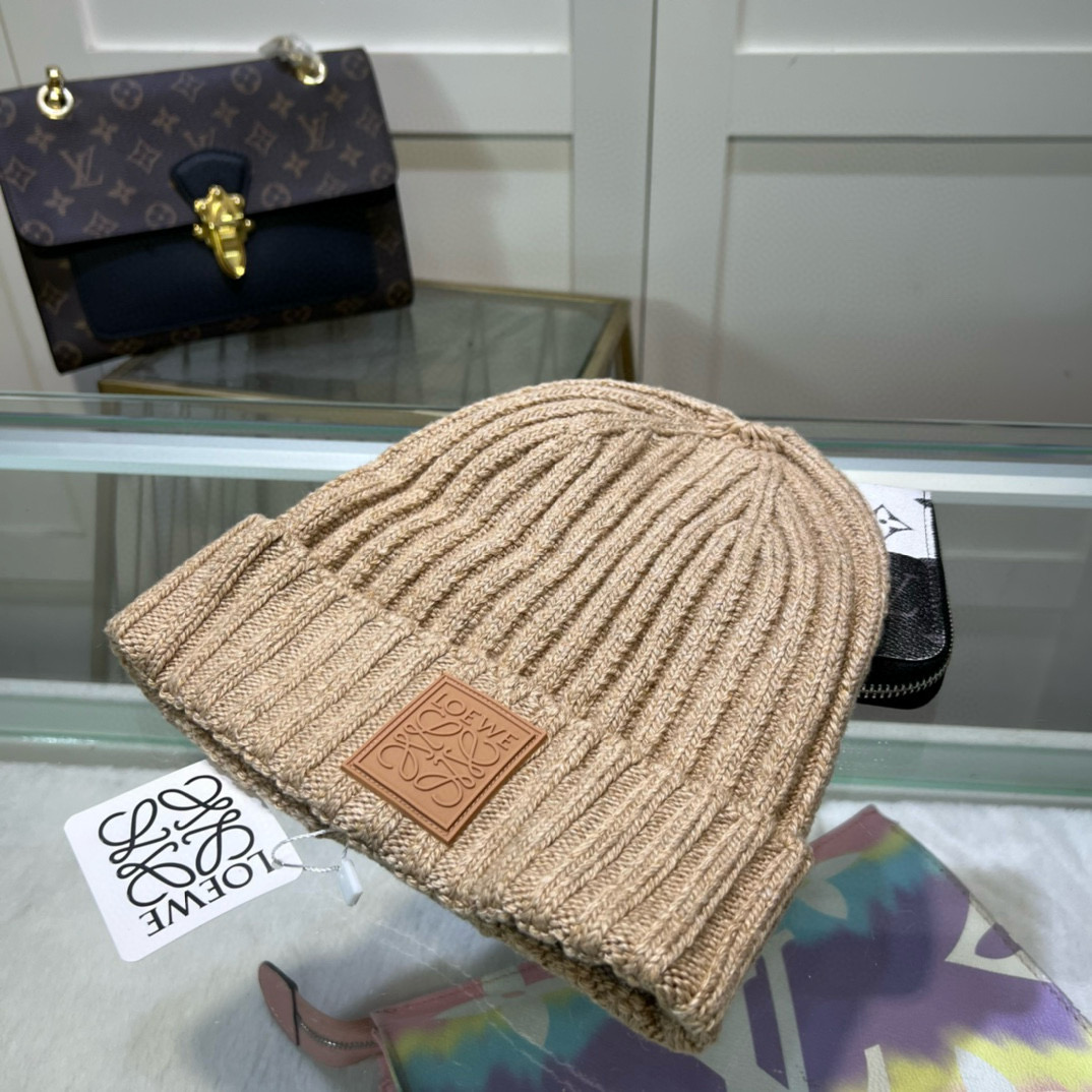 LOEWE Logo Patch Cotton Knitted Hat MX1375