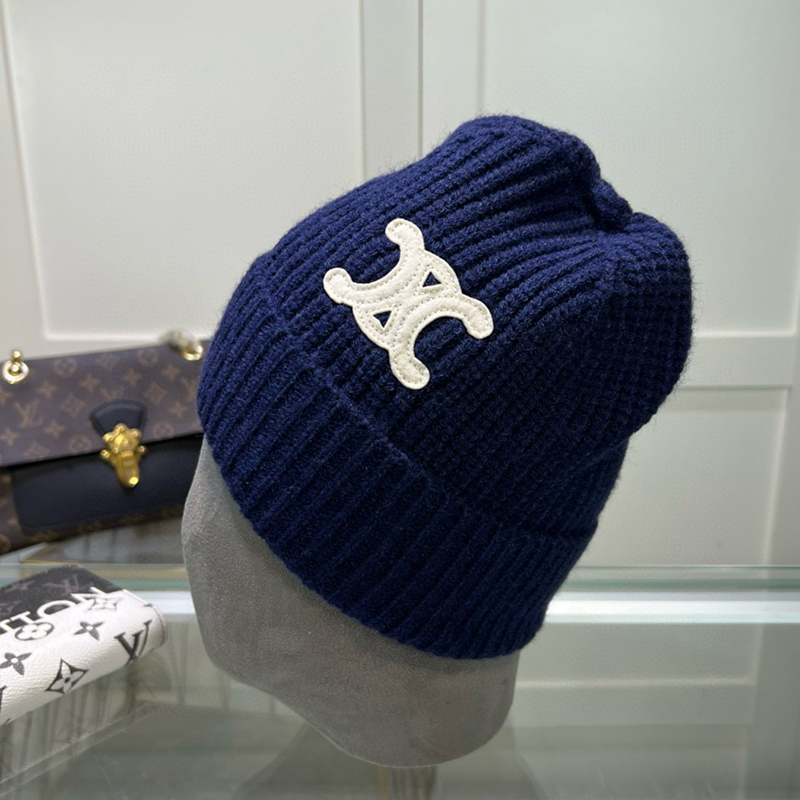 TRIOMPHE Patch CELINE Cotton Knitted Hat MX1392