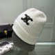 TRIOMPHE Patch CELINE Cotton Knitted Hat MX1392