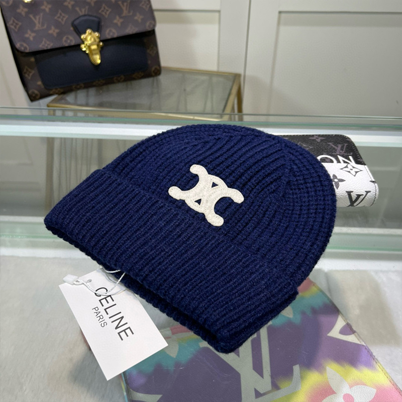 TRIOMPHE Patch CELINE Cotton Knitted Hat MX1392