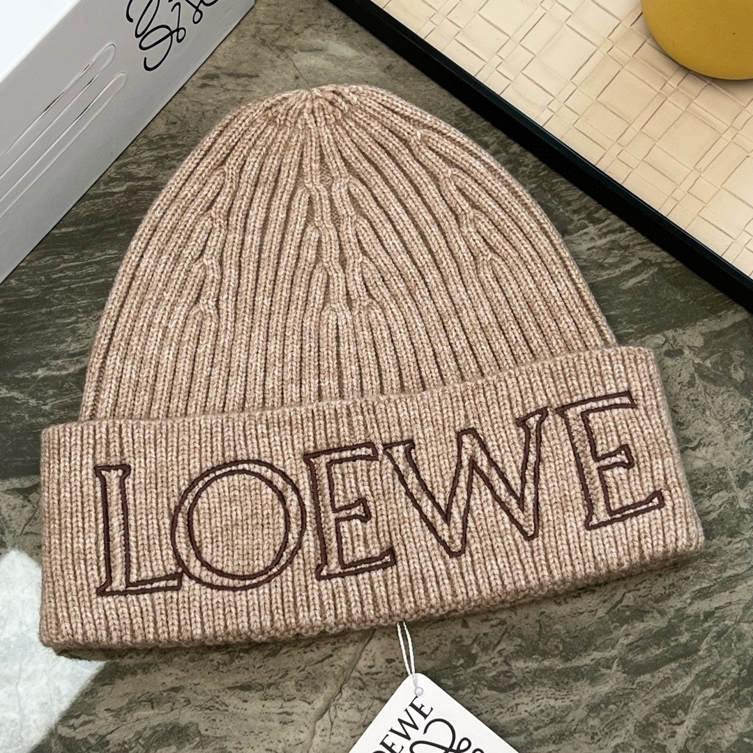 LOEWE Logo Embroidery Cotton Knitted Hat MX1412