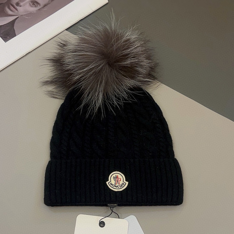 MONCLER Logo Patch Warm Cotton Knitted Hat MX1425