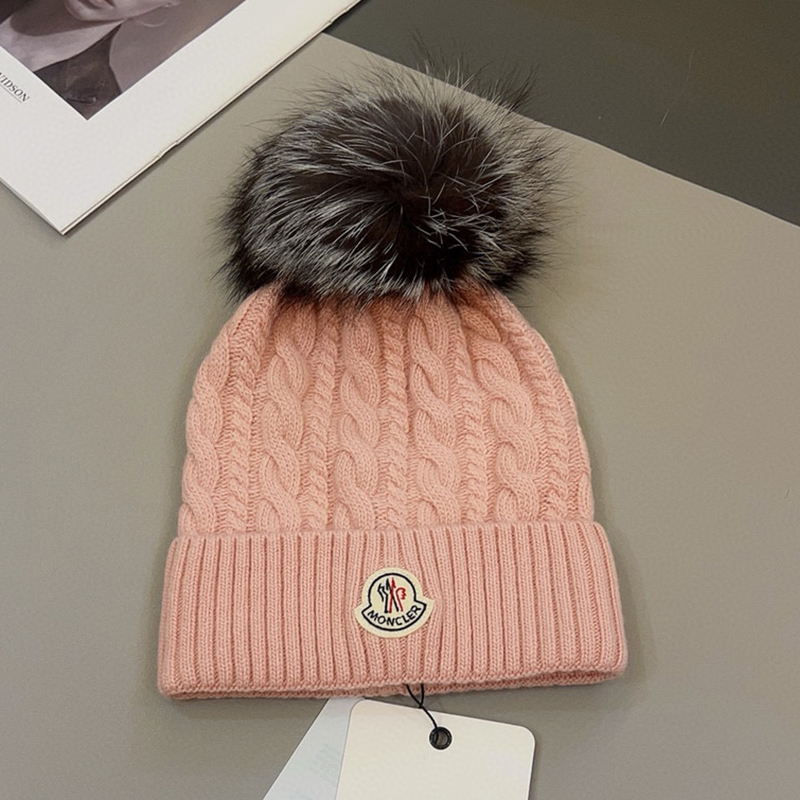 MONCLER Logo Patch Warm Cotton Knitted Hat MX1425