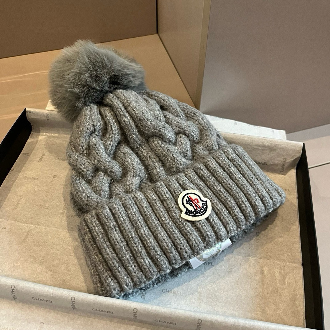 MONCLER Logo Patch Warm Cotton Knitted Hat MX1528