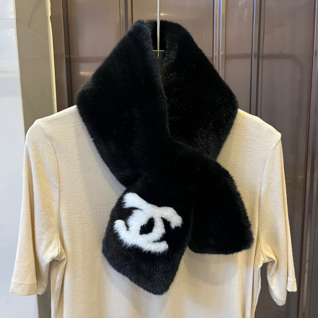 CHANEL Velvet Warm Scarf For Women WJ0224