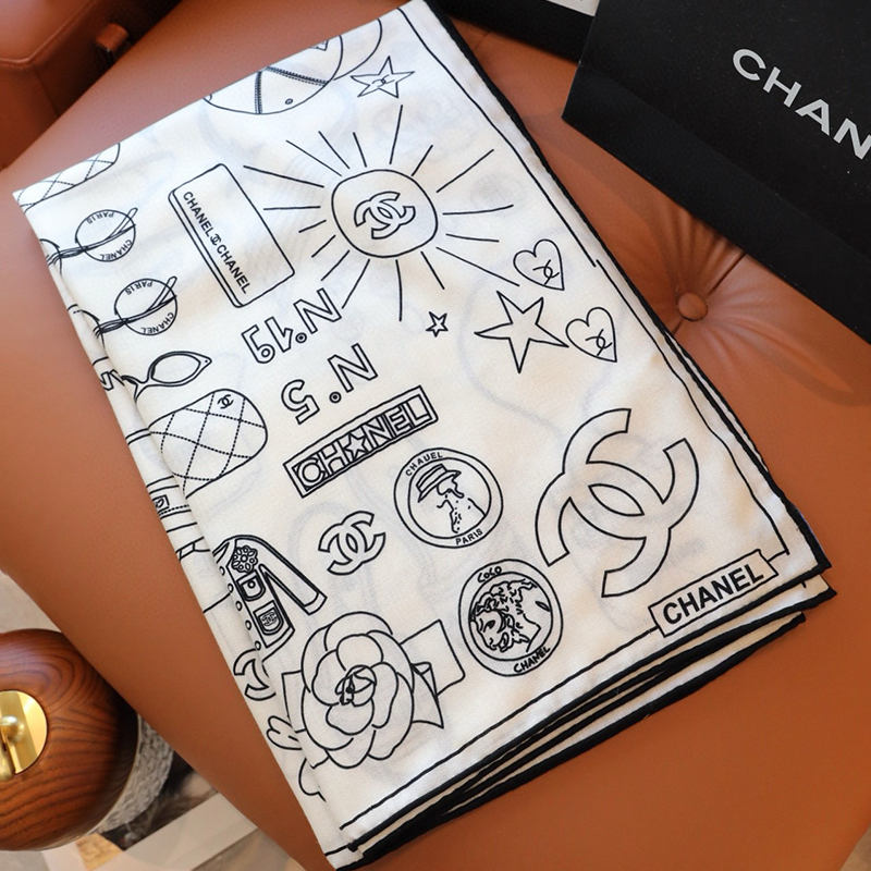 CHANEL Fashion Printed Scarf WJ0300