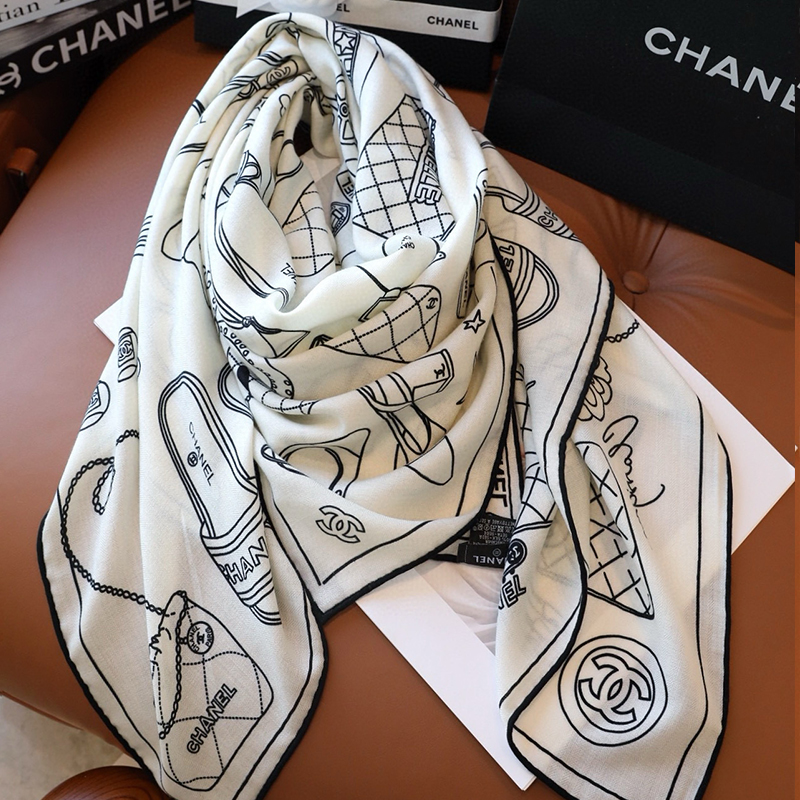 CHANEL Fashion Printed Scarf WJ0300